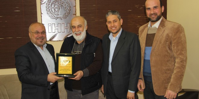 “الجمعية الإسلامية” تلتقي مدير مؤسسة IHH التركية بغزة