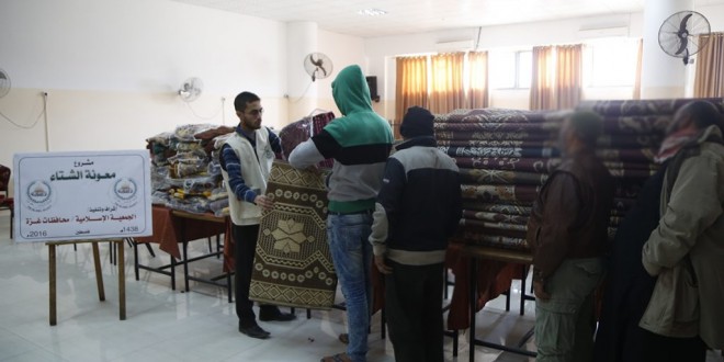 الجمعية الإسلامية تشرع في توزيع مشروع معونة الشتاء