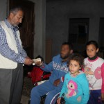 الجمعية الإسلامية توزع كفالات أيتام ومساعدات عينية ونقدية على الأسر الفقيرة