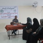 الجمعية الإسلامية توزع كفالات أيتام في مدينة غزة